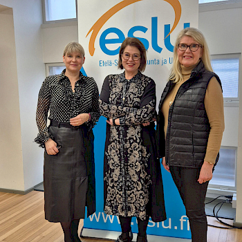 Tiina Kivisaari, Minna Karhunen, Päivi Ahlroos-Tanttu